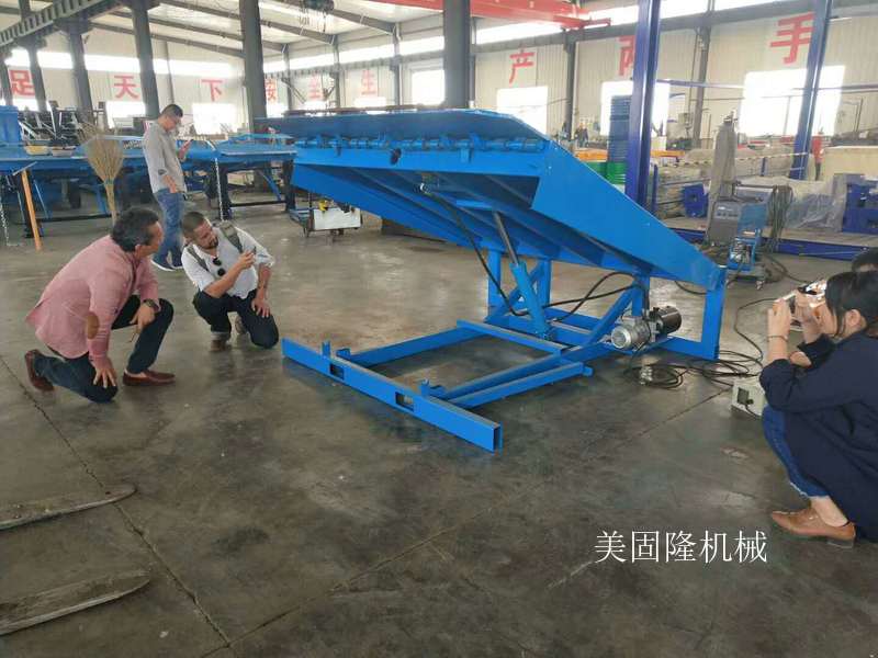 巴中固定式登车桥哪家好