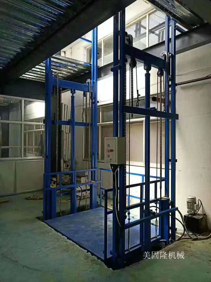 巴中室内导轨式升降机厂家